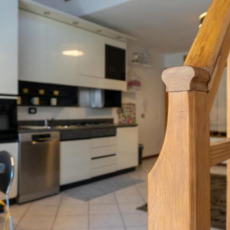 Апартаменты Ol Vege Casa In Centro Storico Сканцорошате Экстерьер фото